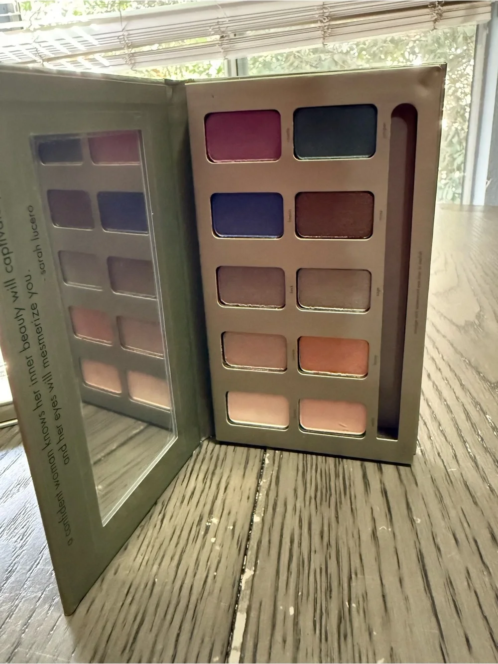 Stila In The Garden Eye Shadow Palette